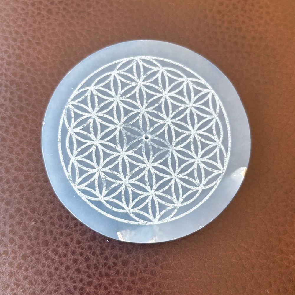 Angelite blue and white round flower of life crystal NWOT